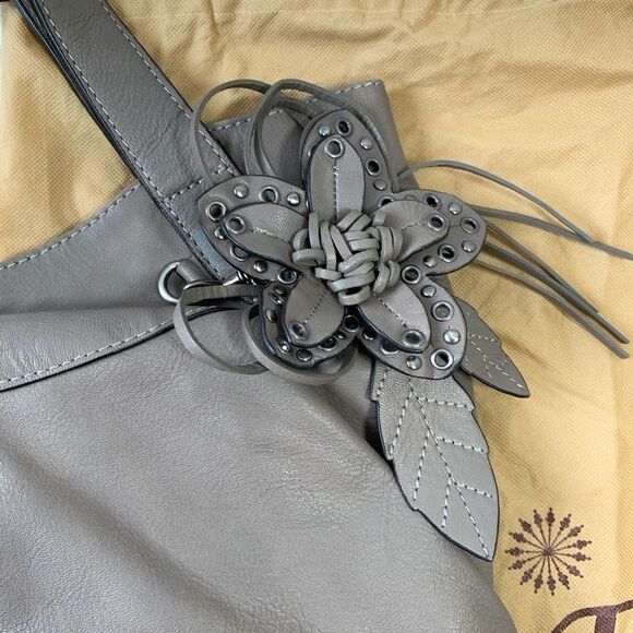 Firenze‎ Bella Taupe Leather Bag W/Flower Detail